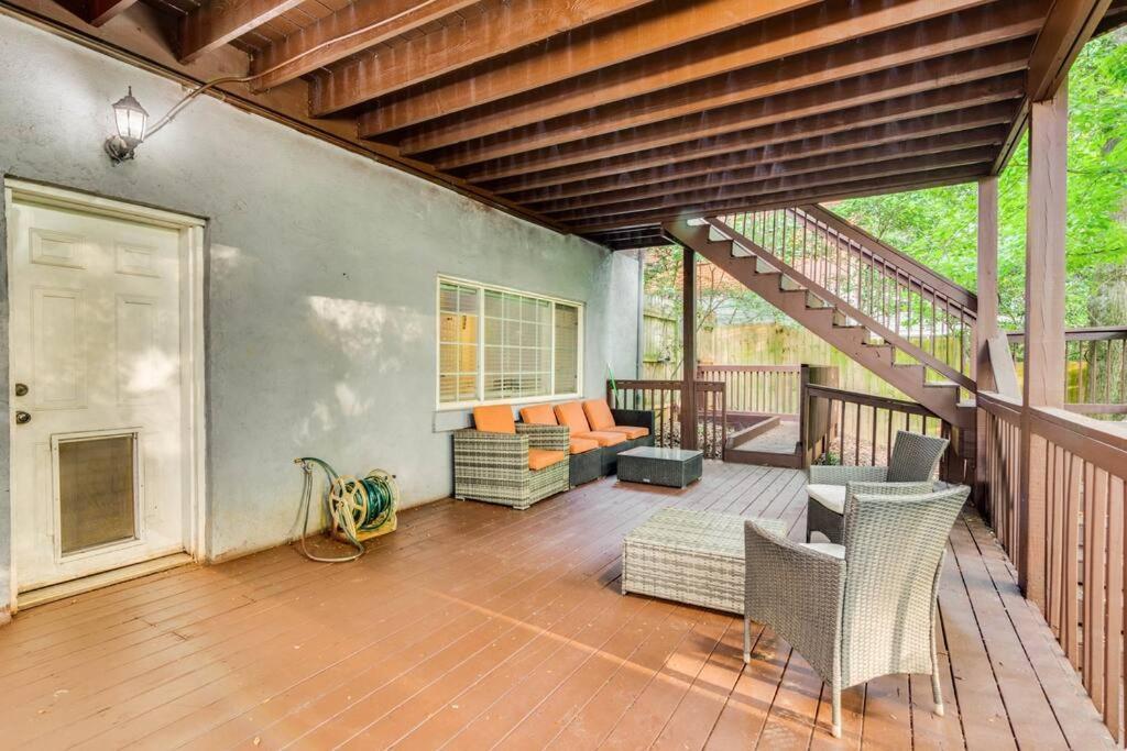 Stunning Atl 5Bdr Home Near Cdc Emory Sleeps 12 Atlanta Eksteriør bilde