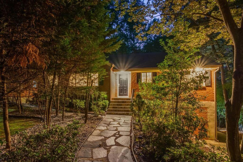 Stunning Atl 5Bdr Home Near Cdc Emory Sleeps 12 Atlanta Eksteriør bilde