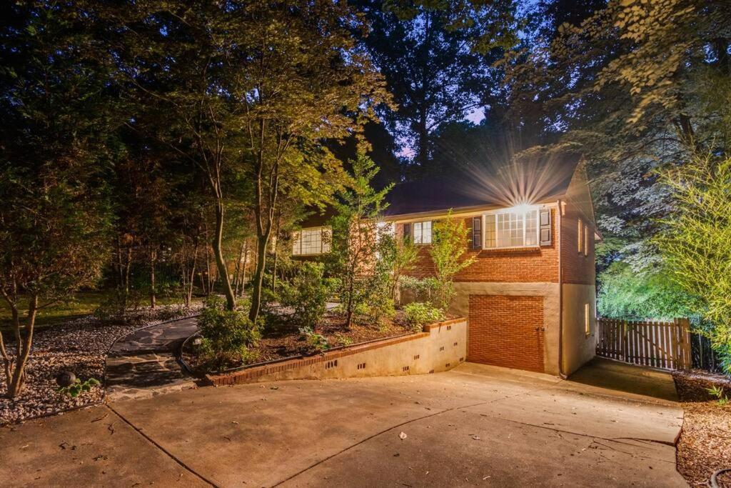 Stunning Atl 5Bdr Home Near Cdc Emory Sleeps 12 Atlanta Eksteriør bilde
